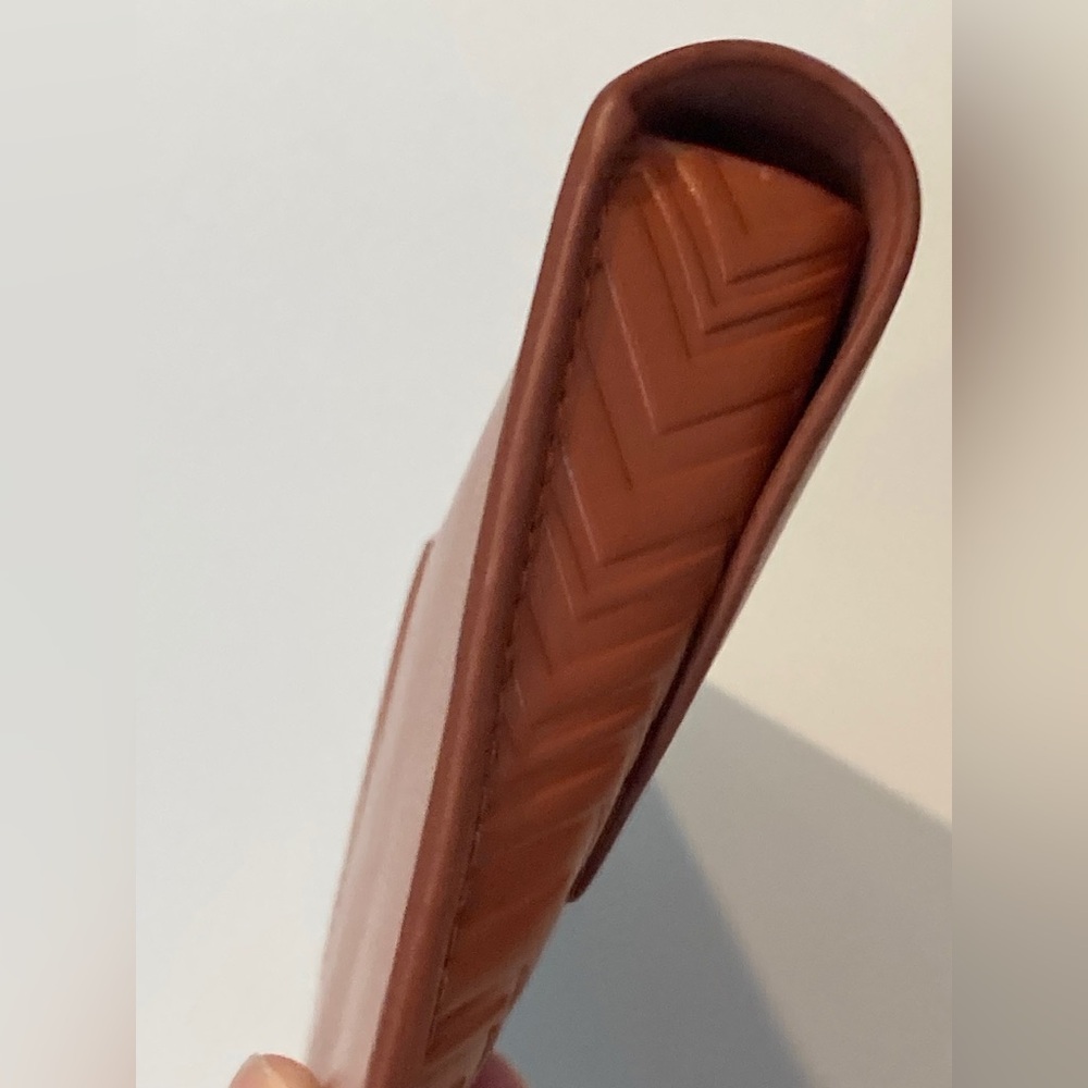 Missoni Glasses Sunglasses Case Brown Chevron w/ Magnetic Closure Cleaning Cloth - Picture 5 of 11